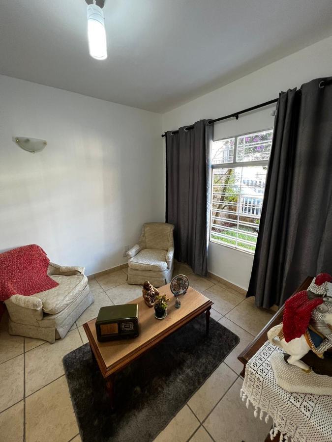 Hostel E Pousada Vila Madalena เซาเปาโล ภายนอก รูปภาพ
